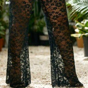 Grab these with the matching top and turn heads